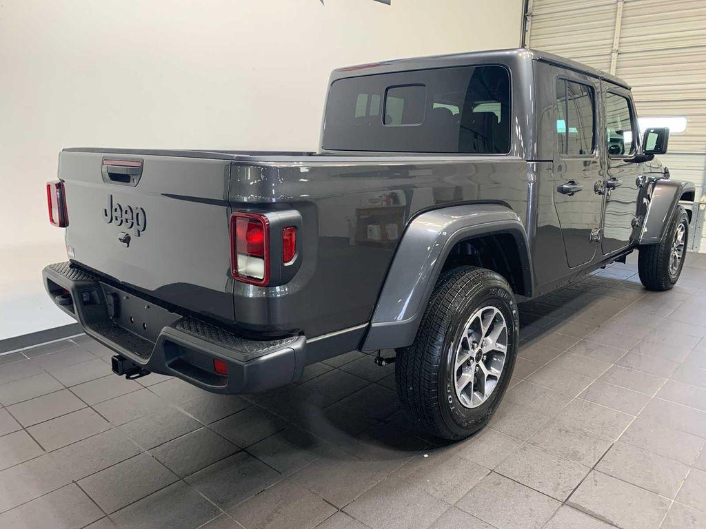 new 2025 Jeep Gladiator car, priced at $50,290