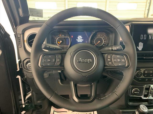 new 2025 Jeep Gladiator car, priced at $50,590