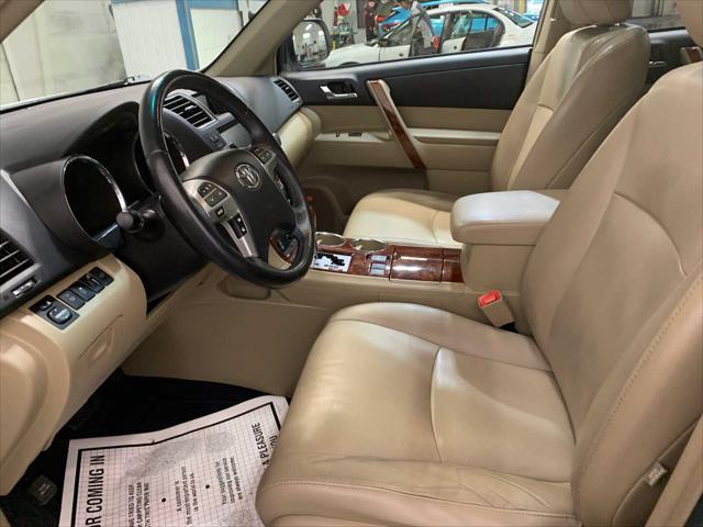 used 2011 Toyota Highlander car, priced at $18,985