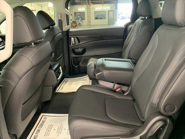 new 2026 Kia Carnival Hybrid car, priced at $53,056