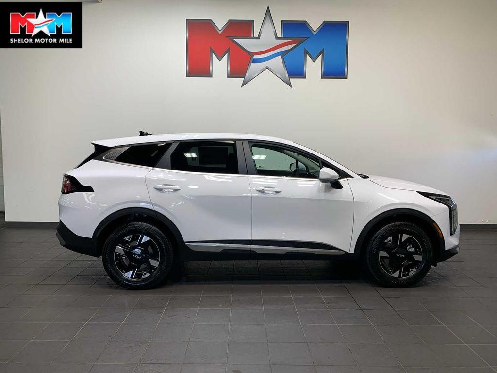 new 2026 Kia Sportage car, priced at $31,871
