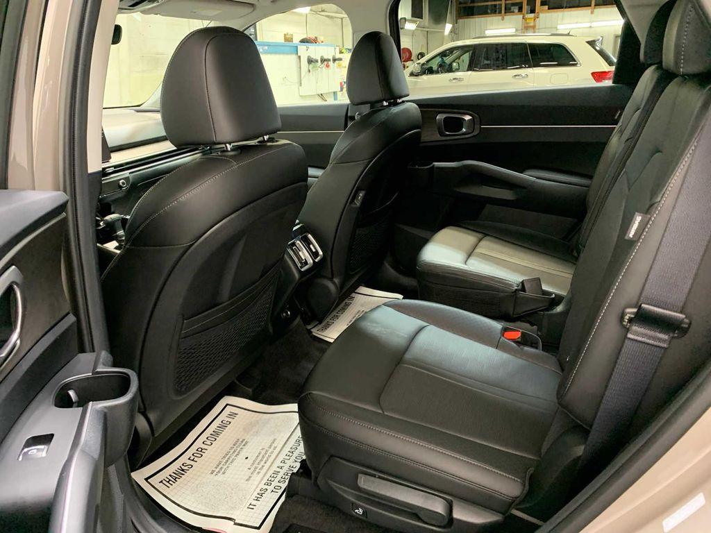 new 2025 Kia Sorento car, priced at $42,501