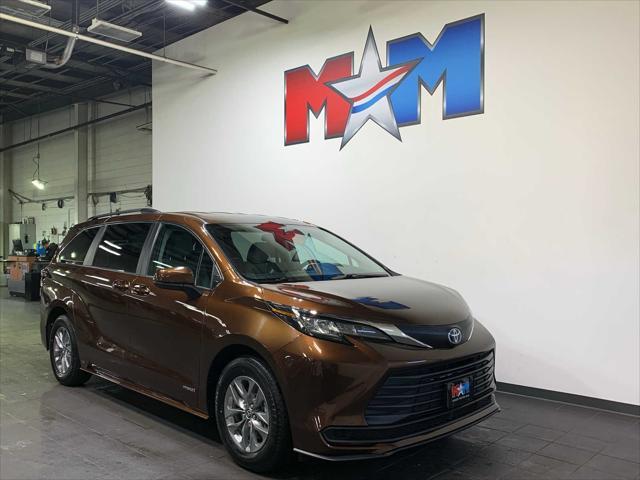 used 2021 Toyota Sienna car, priced at $35,389