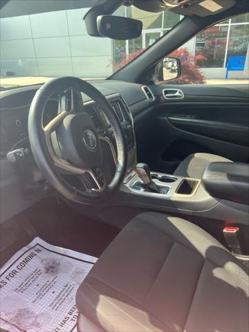 used 2017 Jeep Grand Cherokee car, priced at $18,949