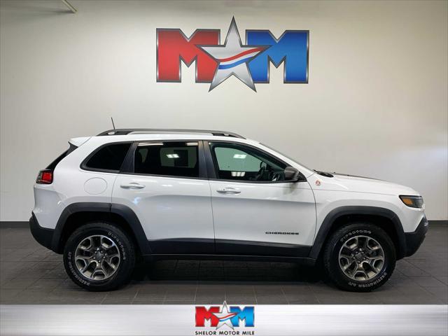 used 2020 Jeep Cherokee car, priced at $24,389