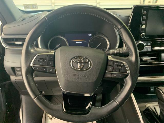 used 2021 Toyota Highlander car, priced at $36,789