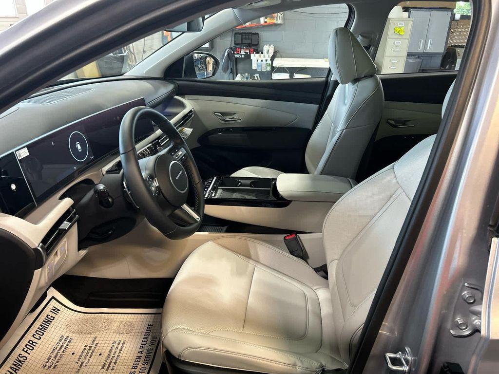 new 2025 Hyundai Tucson car, priced at $39,494