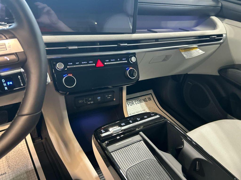 new 2025 Hyundai Tucson car, priced at $39,494