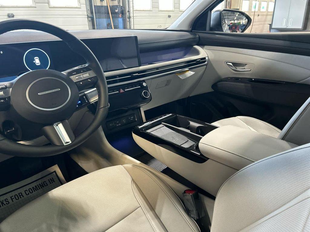 new 2025 Hyundai Tucson car, priced at $39,494