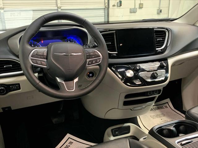 used 2023 Chrysler Pacifica car, priced at $28,389