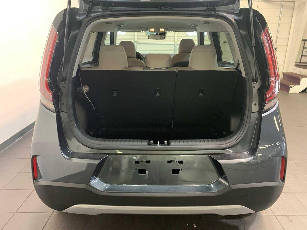 new 2025 Kia Soul car, priced at $22,006