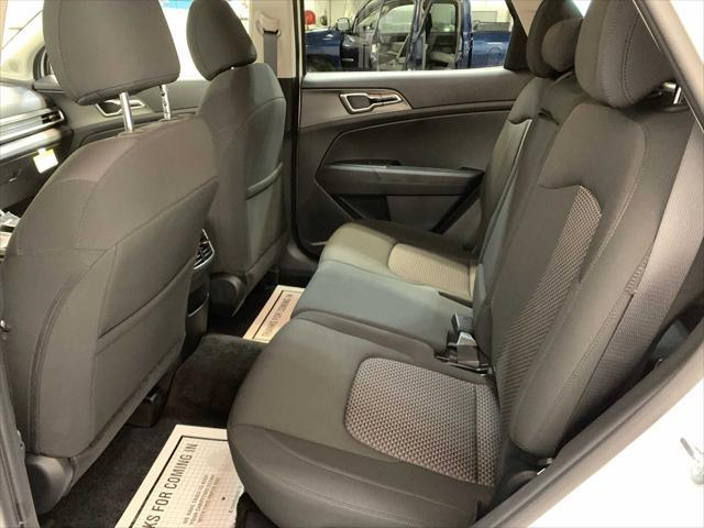 new 2025 Kia Sportage car, priced at $31,305