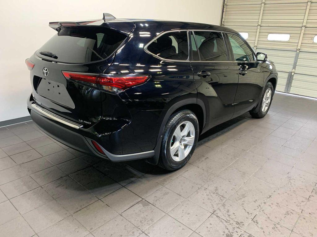 used 2022 Toyota Highlander car, priced at $34,849