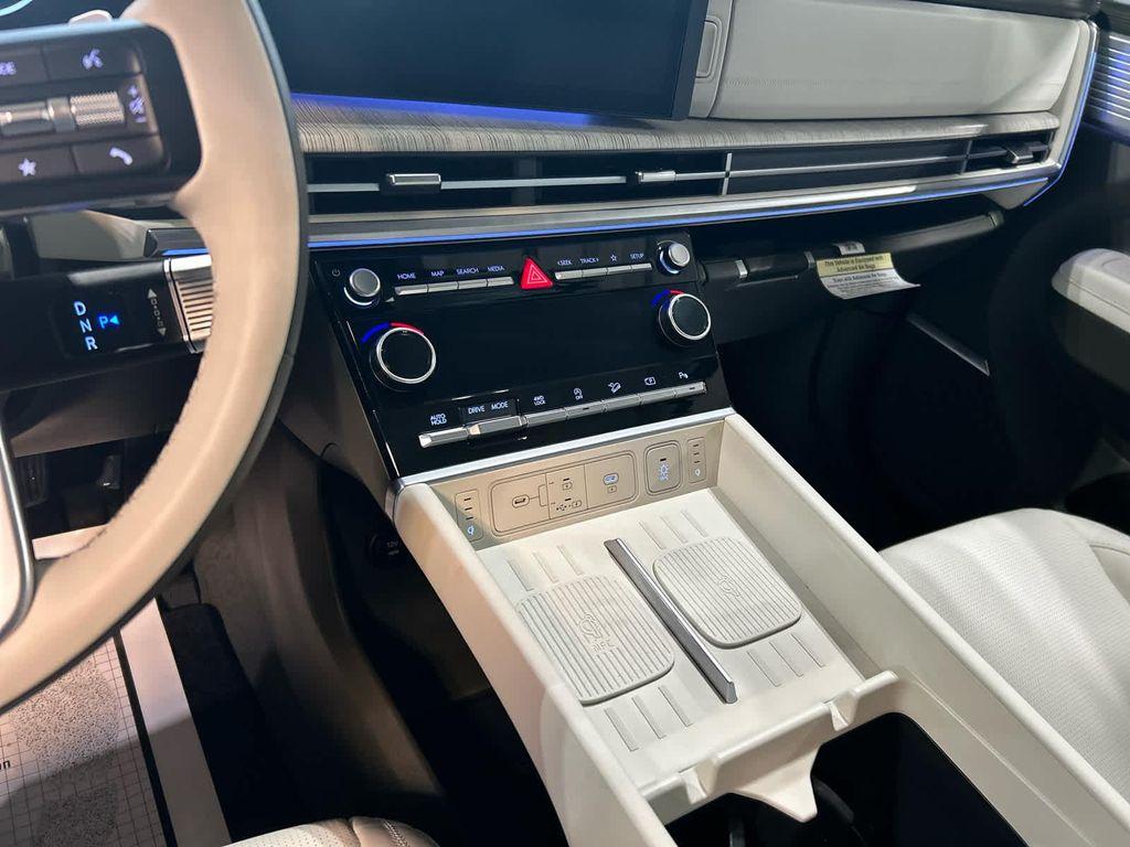 new 2025 Hyundai Santa Fe car, priced at $47,934