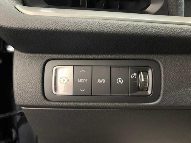 new 2025 Chevrolet Traverse car, priced at $45,859