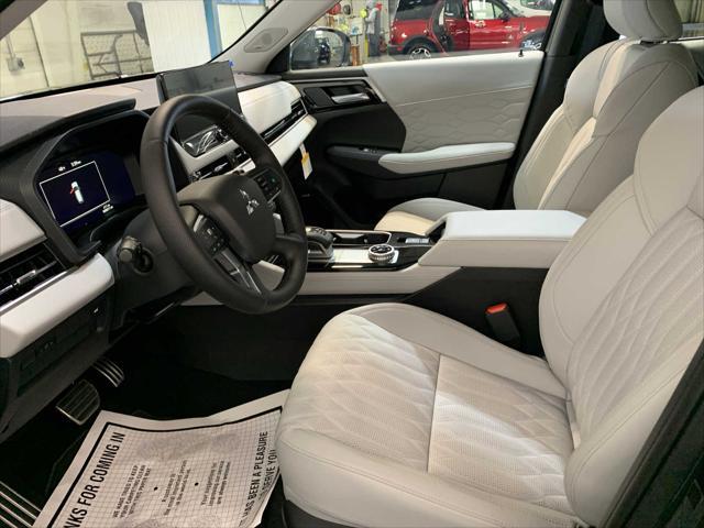 new 2025 Mitsubishi Outlander car, priced at $41,520