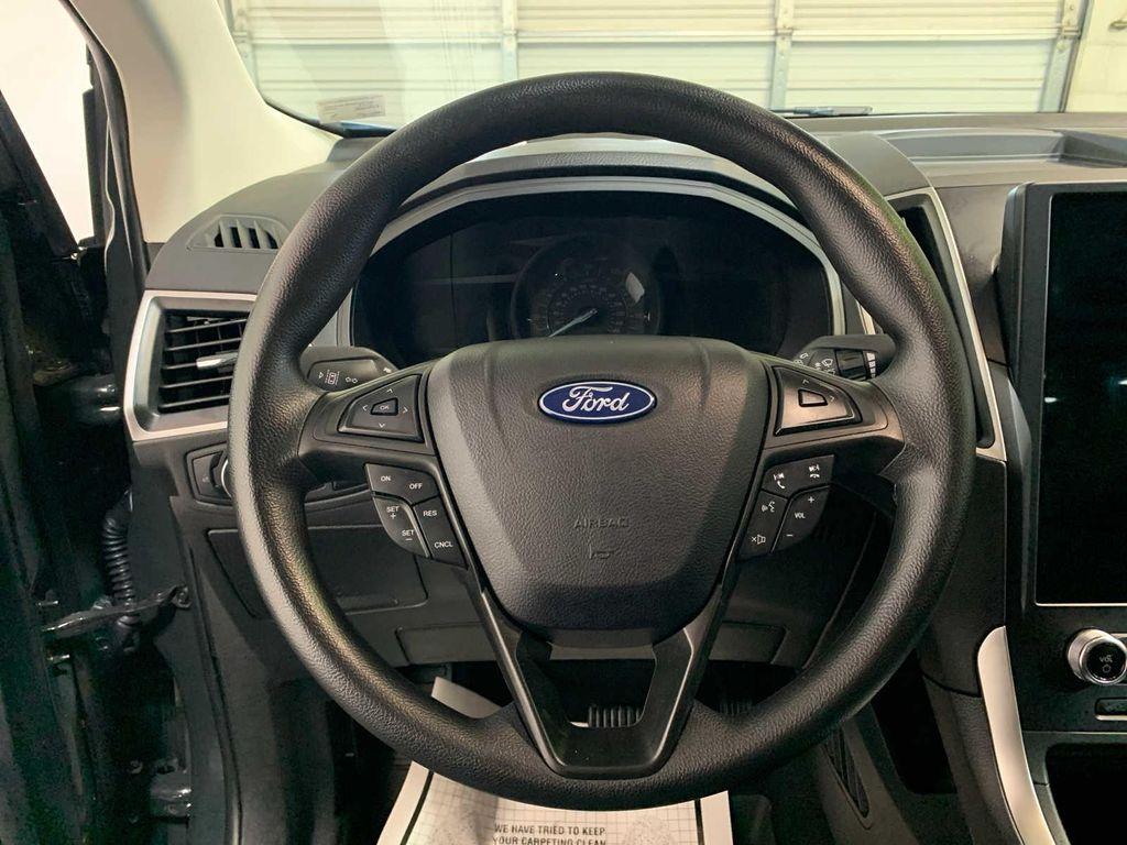 used 2024 Ford Edge car, priced at $30,987