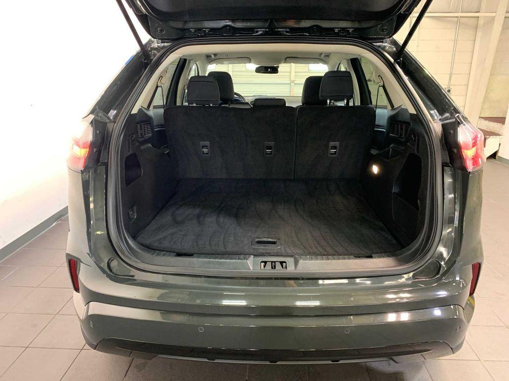 used 2024 Ford Edge car, priced at $30,987