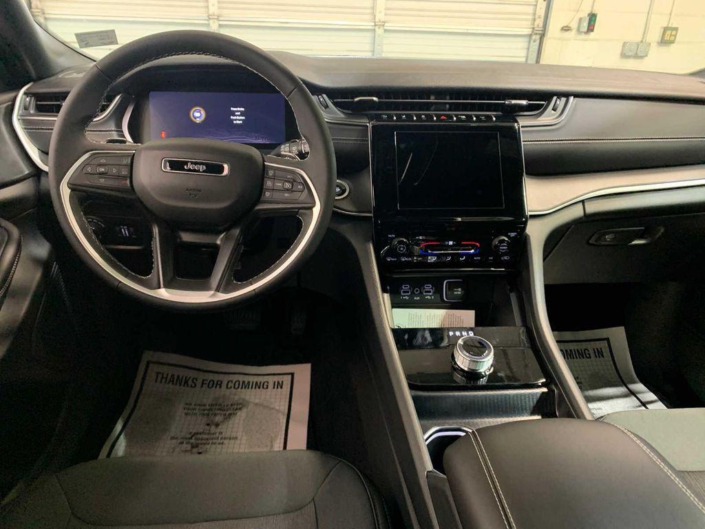 new 2025 Jeep Grand Cherokee L car, priced at $41,325