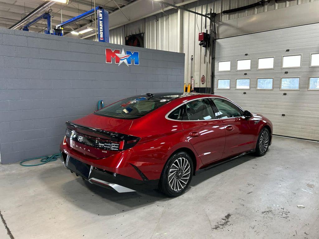 new 2026 Hyundai Sonata Hybrid car, priced at $34,625