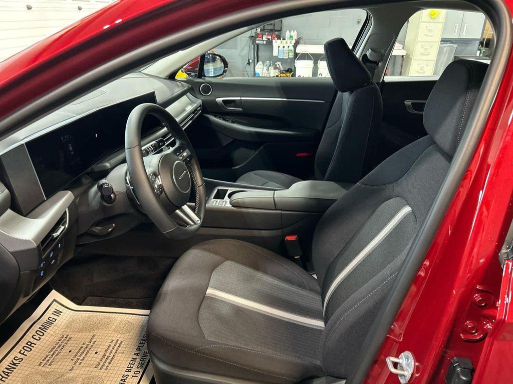 new 2026 Hyundai Sonata Hybrid car, priced at $34,625