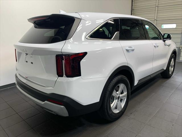new 2025 Kia Sorento car, priced at $34,125