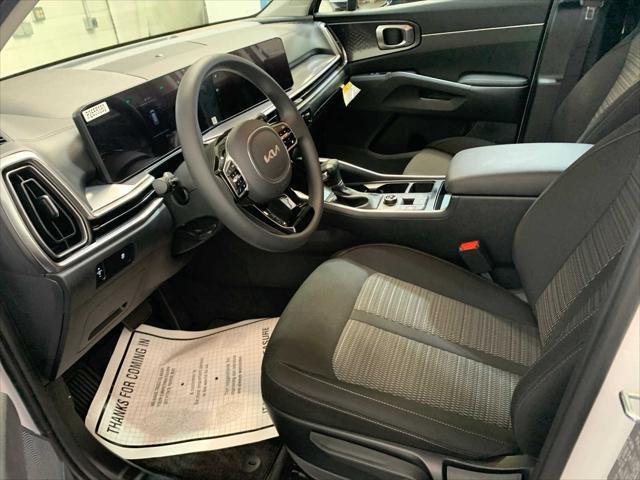 new 2025 Kia Sorento car, priced at $34,125