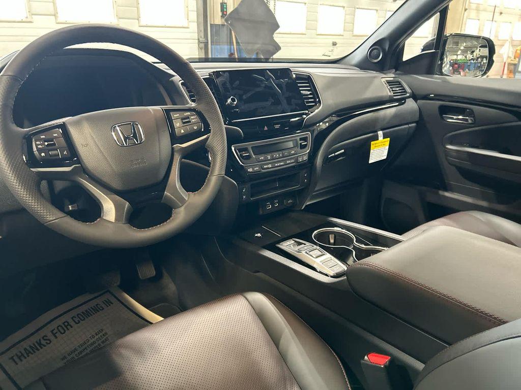 new 2025 Honda Ridgeline car, priced at $44,993