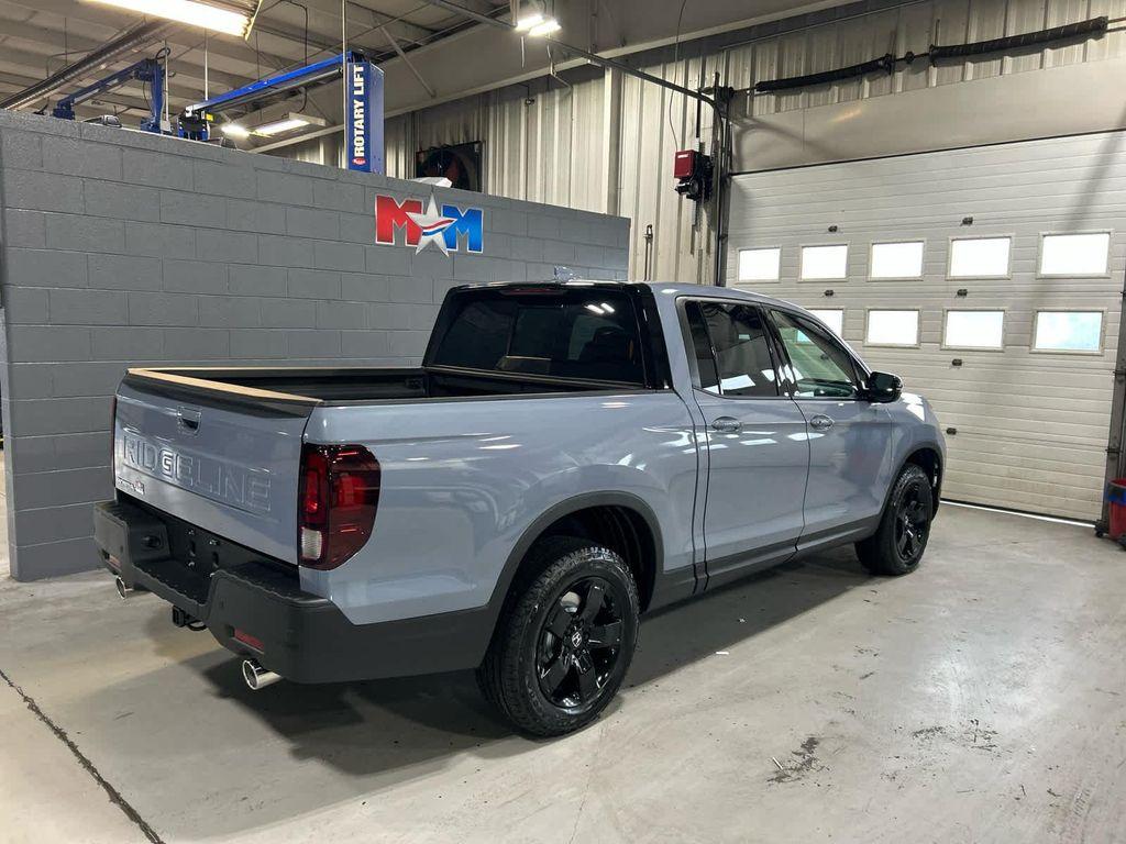 new 2025 Honda Ridgeline car, priced at $44,993