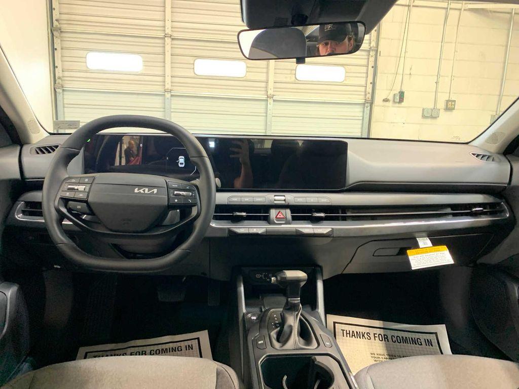 new 2025 Kia K4 car, priced at $23,999