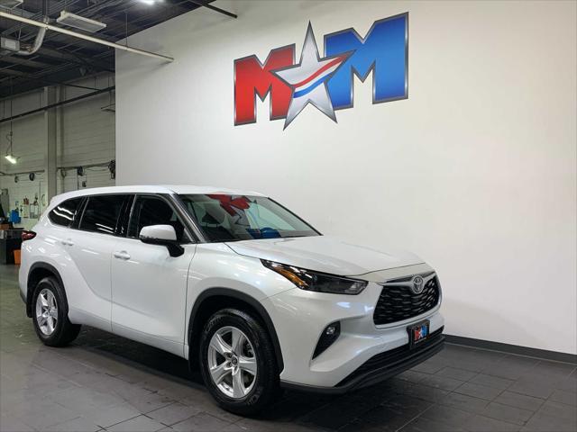 used 2022 Toyota Highlander car, priced at $34,989