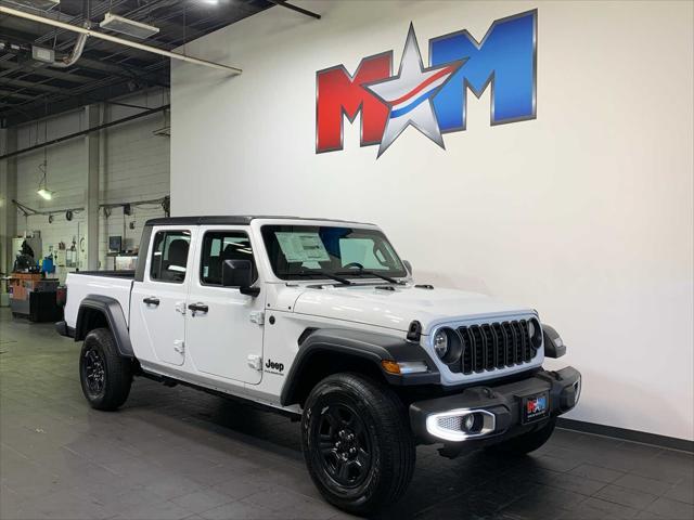 new 2024 Jeep Gladiator car, priced at $43,198