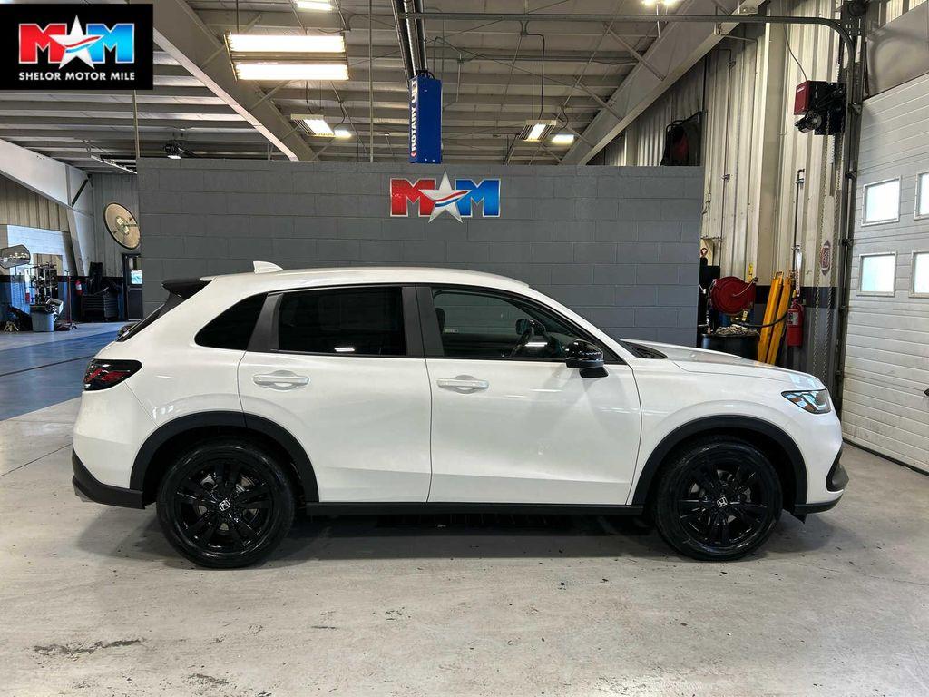 new 2026 Honda HR-V car, priced at $31,405