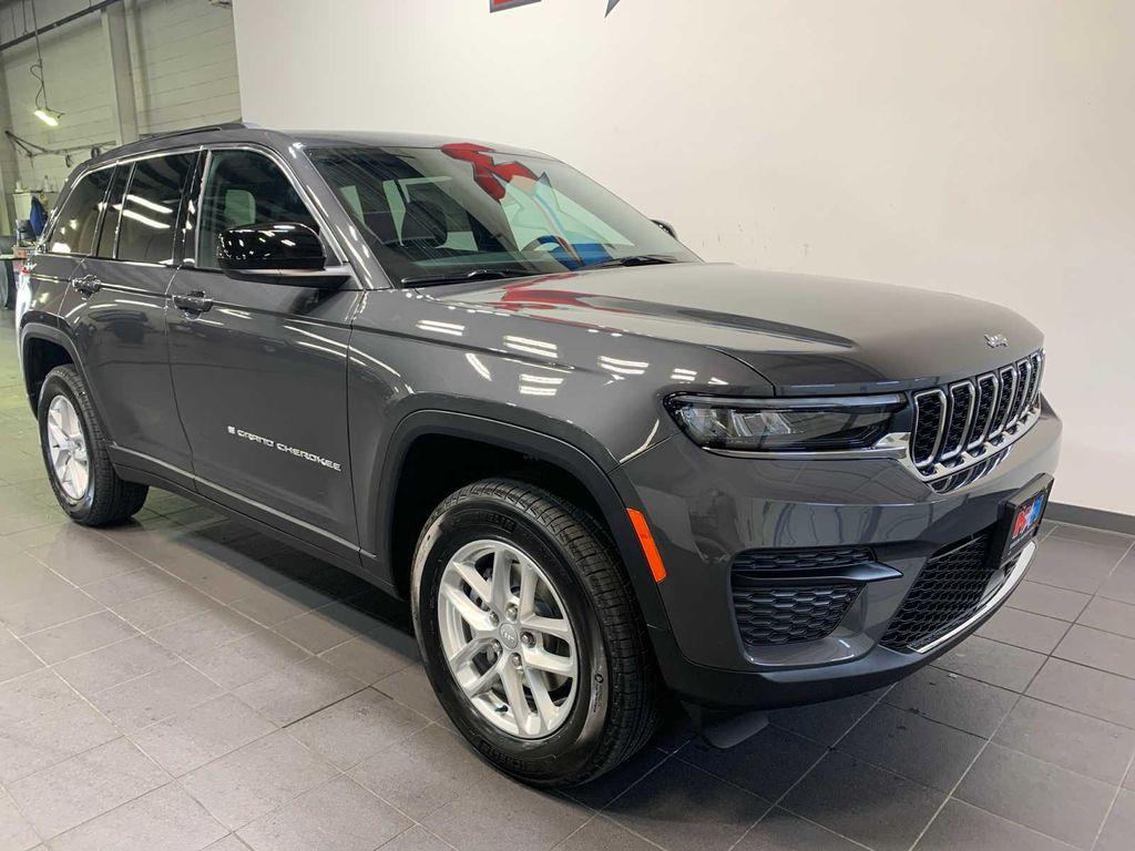 new 2025 Jeep Grand Cherokee car, priced at $42,965