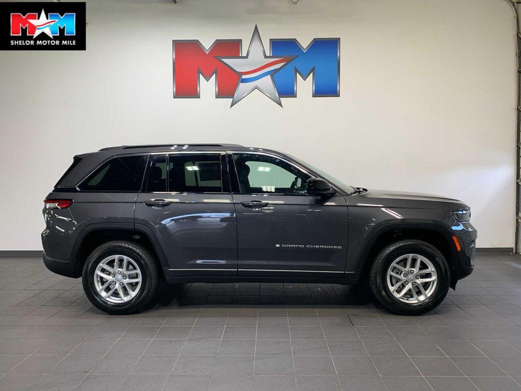 new 2025 Jeep Grand Cherokee car, priced at $42,965