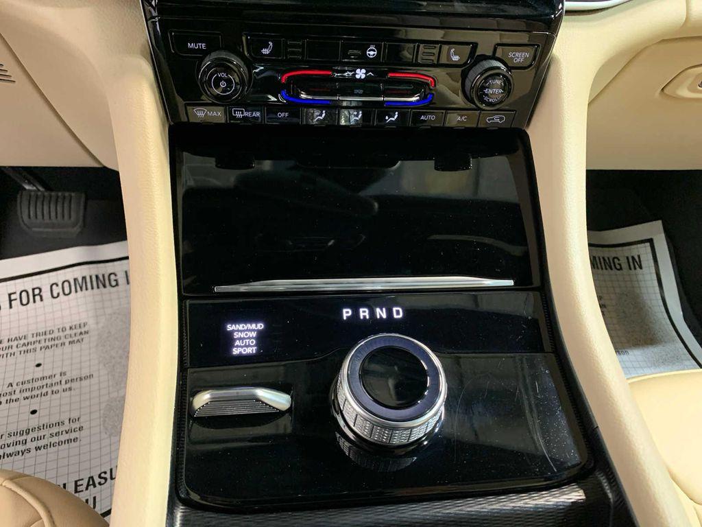used 2024 Jeep Grand Cherokee car, priced at $42,985
