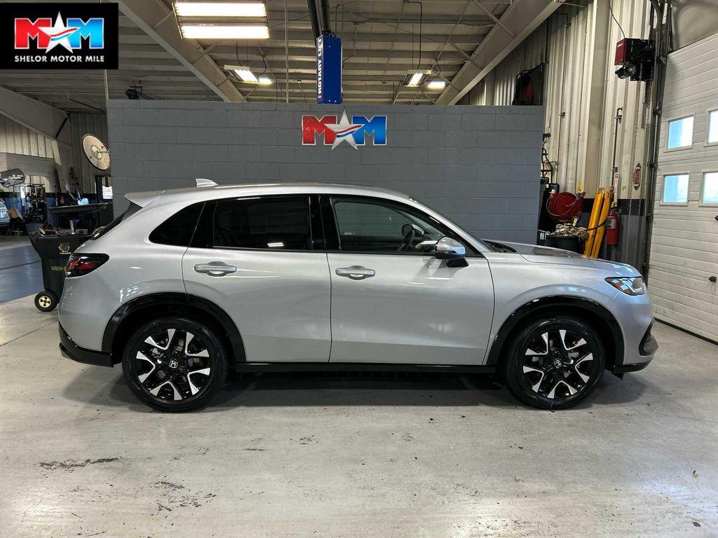 new 2026 Honda HR-V car, priced at $33,000