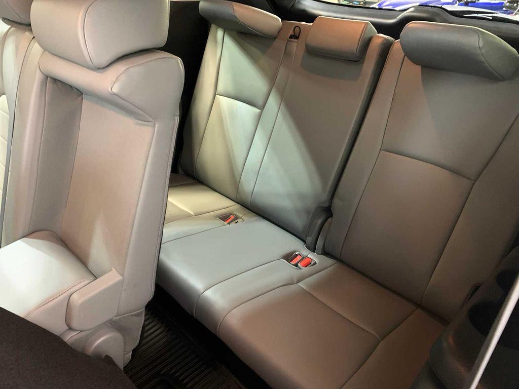 used 2021 Toyota Highlander car, priced at $30,489