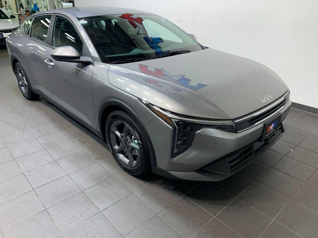 new 2025 Kia K4 car, priced at $23,994