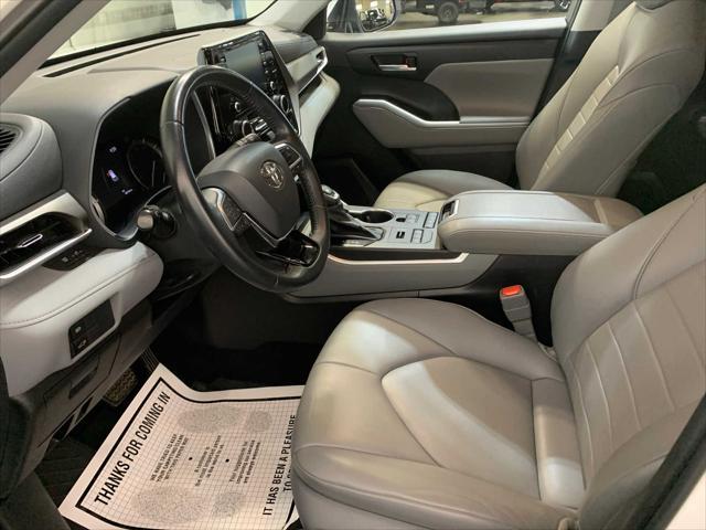 used 2021 Toyota Highlander car, priced at $36,389