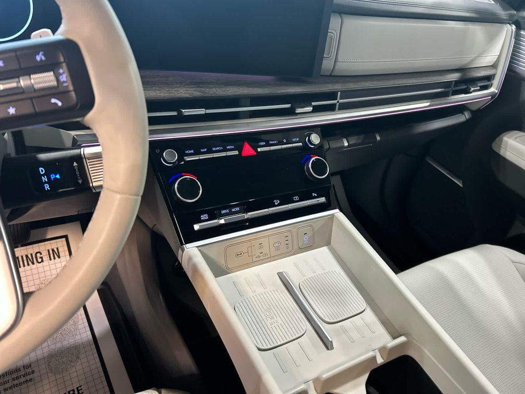 new 2025 Hyundai Santa Fe car, priced at $42,973