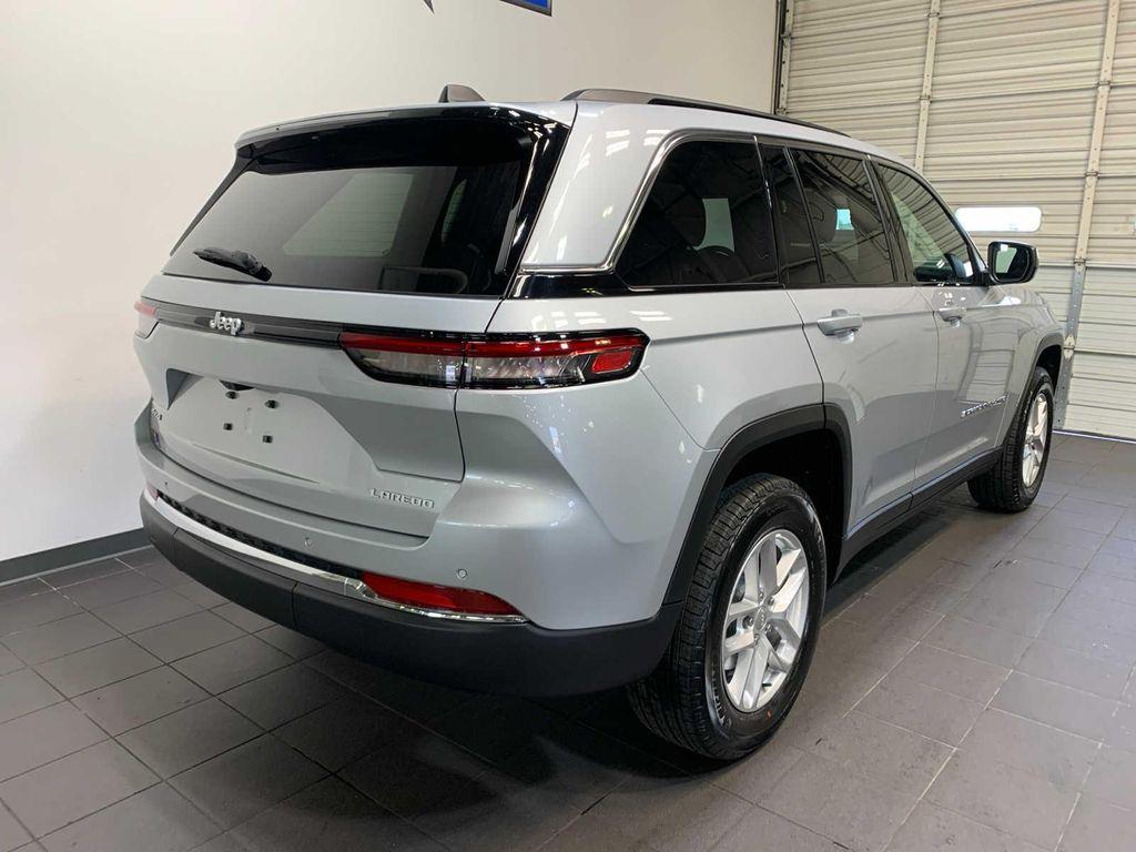 new 2025 Jeep Grand Cherokee car, priced at $42,965