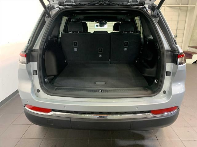 new 2025 Jeep Grand Cherokee car, priced at $43,415