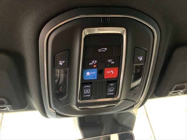 new 2025 Jeep Grand Cherokee car, priced at $43,415