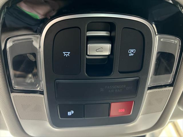 new 2025 Hyundai TUCSON Hybrid car, priced at $38,415