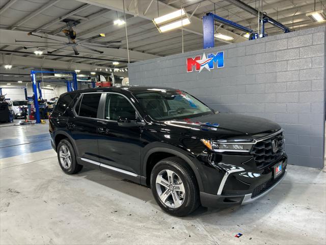 new 2025 Honda Pilot car, priced at $45,988