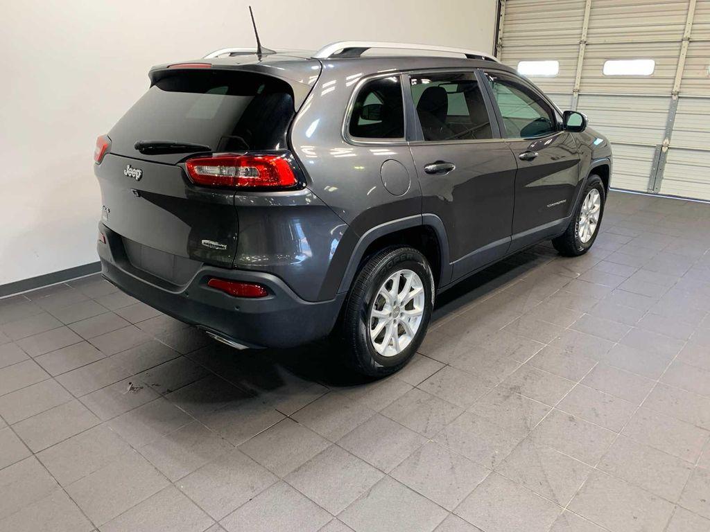 used 2018 Jeep Cherokee car, priced at $21,989