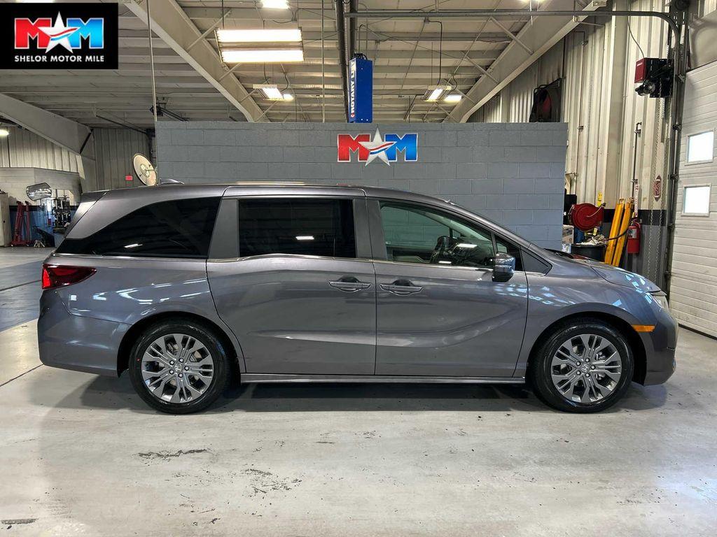 new 2026 Honda Odyssey car, priced at $46,974