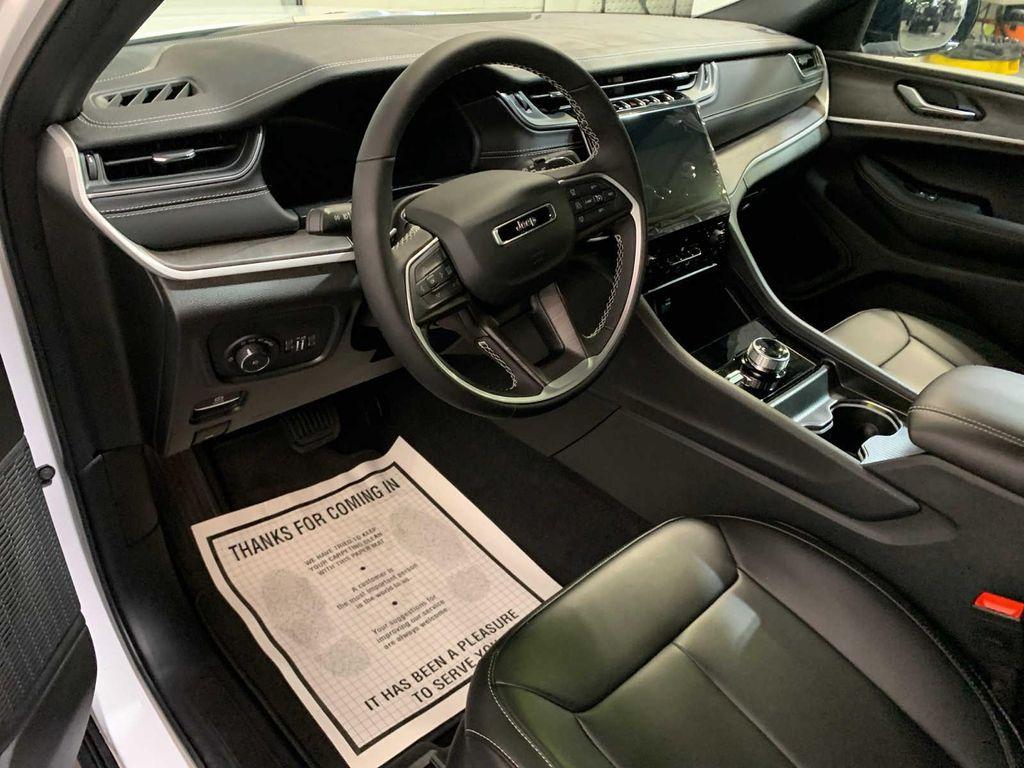 new 2025 Jeep Grand Cherokee car, priced at $50,635