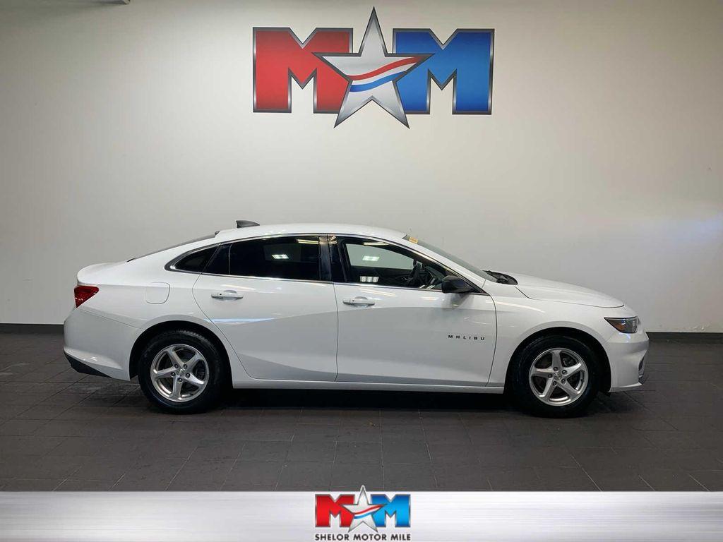used 2016 Chevrolet Malibu car, priced at $11,489